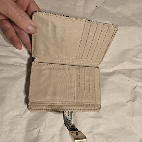 Wallet - Picture 3 of 5